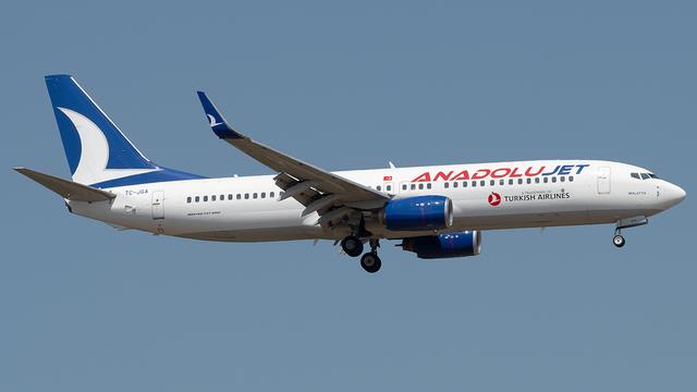 TC-JGA:Boeing 737-800:Turkish Airlines